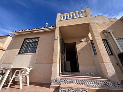 Chalet en venta en El Limonar, Torrevieja, Alicante