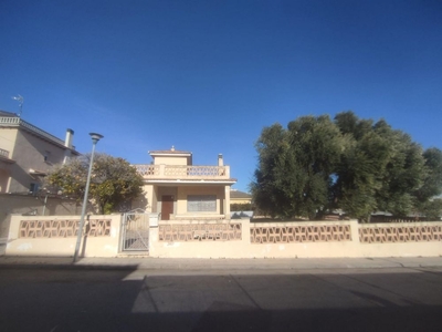 Chalet en venta en Torredembarra de 80 m²