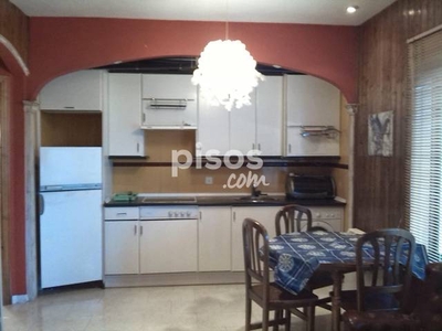 Chalet pareado en venta en La Rad