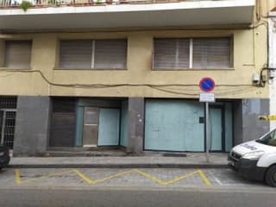 Local en venta en Terrassa de 229 m²