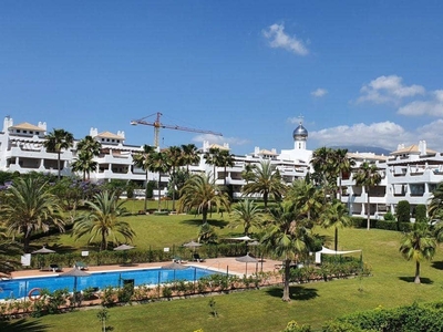 Pareado en venta en La Concha - Resina Golf, Estepona, Málaga