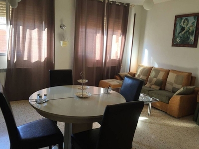 Piso en alquiler en Híjar (Teruel) de 3 habitaciones con muebles y calefacción