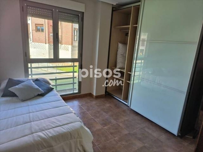 Piso en venta en Calle Barrio San Miguel-La Mella