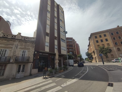 Piso en venta en Figueres de 75 m²