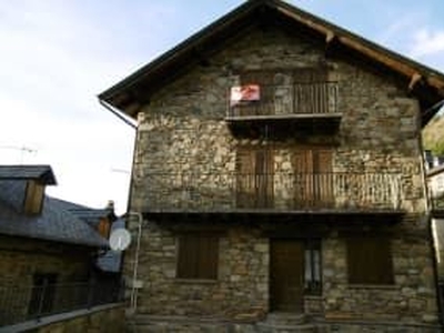 Piso en venta en La Vall De Boí de 87 m²