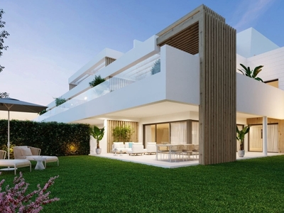 Apartamento en venta en Huerta Nueva, Estepona, Málaga