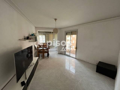 Apartamento en venta en Oportunidad Piso en El Centre de Reus.