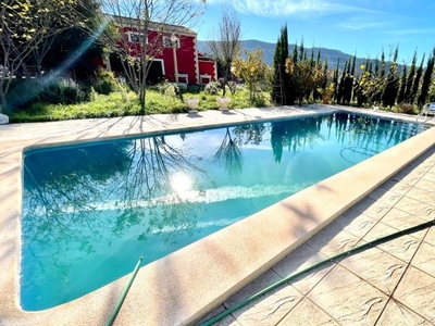 Casa o chalet de alquiler en Hondón de las Nieves / El Fondó de les Neus