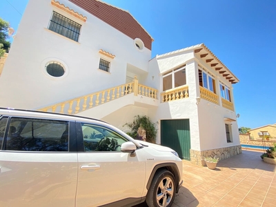 Chalet en venta en Centro Urbano, Dénia, Alicante