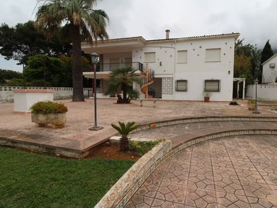 Chalet en venta en Dénia, Alicante