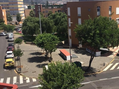 Piso de alquiler en San Cristóbal de La Laguna - La Vega - San Lázaro