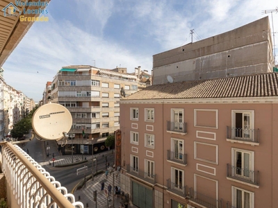 Piso en venta en Centro - Sagrario, Granada ciudad, Granada