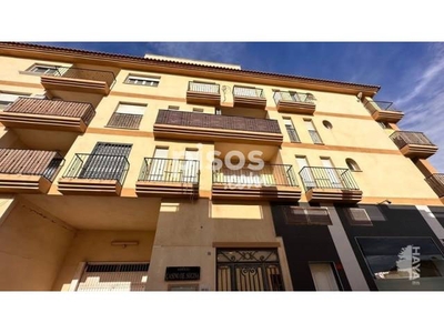 Piso en venta en Murcia en Gea y Trullols por 38.800 €