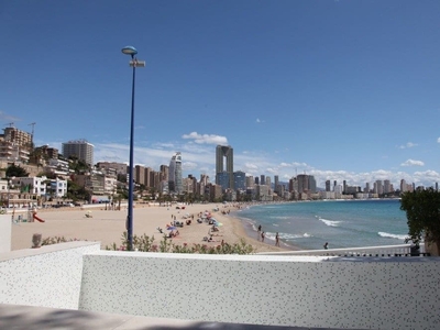 Piso en venta en Playa Poniente, Benidorm, Alicante