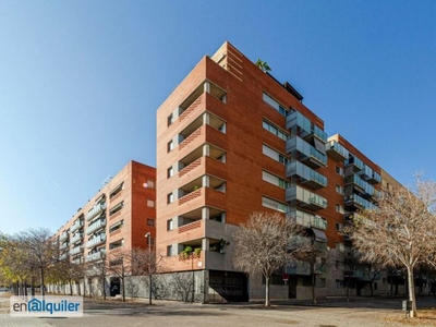 Alquiler piso terraza y piscina Barcelona