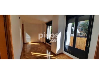 Apartamento en alquiler en Paseo de las Acacias