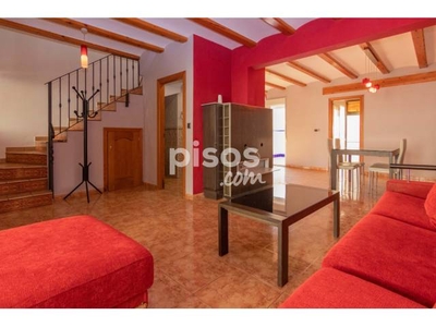 Casa adosada en venta en Casco Urbano