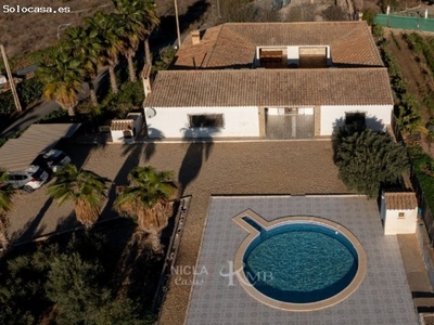 Casa de campo con garaje y piscina en Antas (Almería)