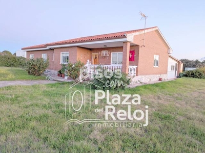 Chalet en venta en San Román de los Montes