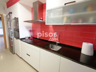 Piso en venta en Calle Victoria Kent