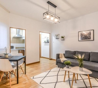 Apartamento de alquiler en Calle de Leganitos, Palacio