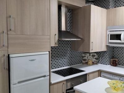 Apartamento de alquiler en Del Aeropuerto, Vista Alegre - Parque Cruz Conde