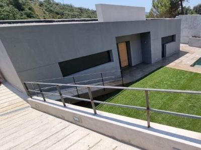 Estupenda casa moderna en Begur