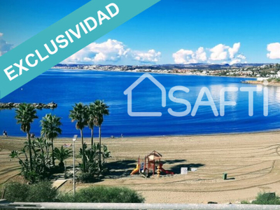 Oportunidad de inversión, Apartamento en torre de Saladavieja, Urbanización Punta Doncella en Zona Puerto de Estepona y playa del Cristo.