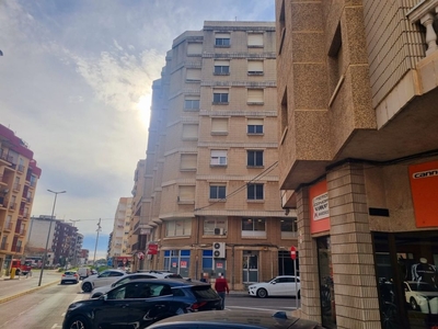 Piso en venta en Amposta de 98 m²