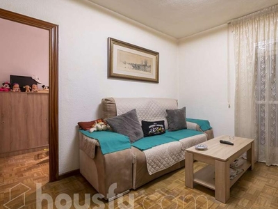 Piso en venta en Calle de San Claudio, 88, Palomeras Sureste