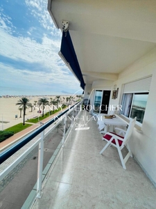 piso primera linea de la platja de Gandia con 2 dormitorios - terraza grande y garage