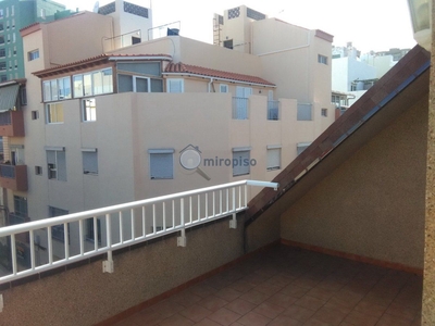 Alquiler de piso con terraza en Centro-Zona Calle Castillo (S. C. Tenerife)