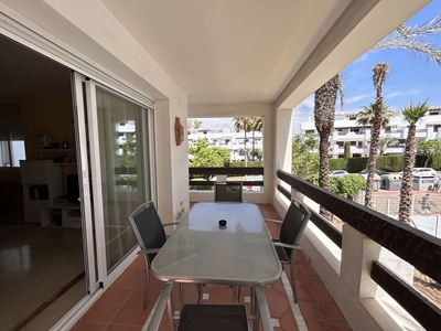 Apartamento en venta en Costalita, Estepona, Málaga