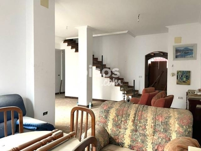 Casa adosada en venta en Coria del Río