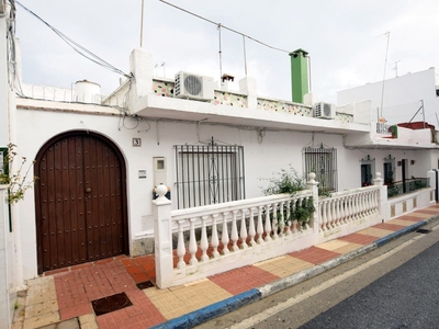 Casa en venta en San Pedro de Alcantara, Marbella, Málaga