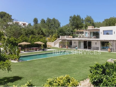 Chalet en venta en Santa Eulalia / Santa Eularia, Ibiza