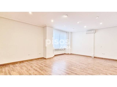 Estudio en venta en Calle de Santiago Bernabéu