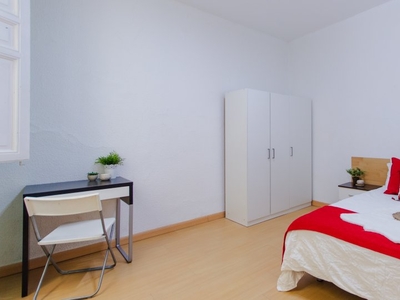 Habitación amueblada en un apartamento de 8 dormitorios en La Latina, Madrid