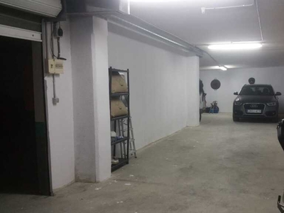 Parking coche en Venta en Huarte Navarra