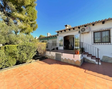 Adosado en venta en Moraira, Teulada-Moraira, Alicante