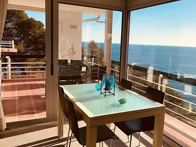 Apartamento de 1 habitaciones en 1a línea de playa