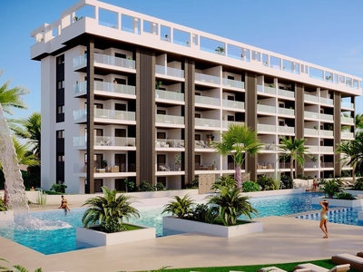 Apartamento en venta en Aguas Nuevas, Torrevieja, Alicante