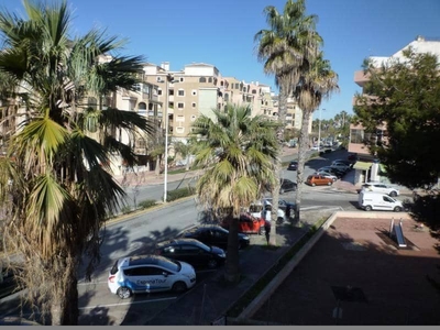 Apartamento en venta en Centro, Torrevieja, Alicante