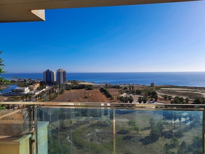 Apartamento en venta en La Manga del Mar Menor, Murcia