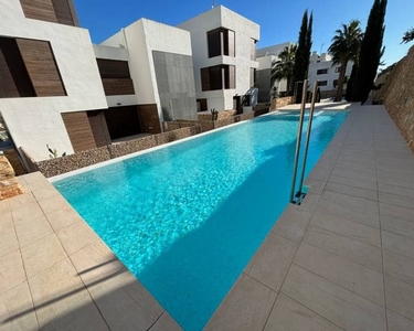 Apartamento en venta en Las Ramblas Golf, Orihuela, Alicante