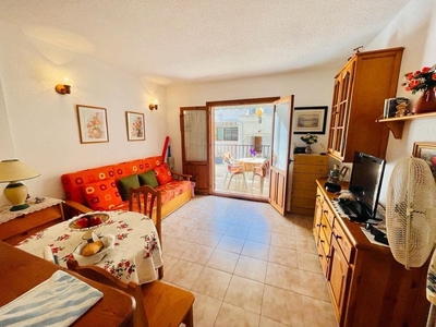 Apartamento en venta en Los Europeos, Torrevieja, Alicante