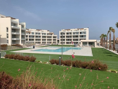 Apartamento en venta en Villamartin, Orihuela, Alicante