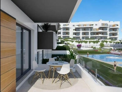 Apartamento en venta en Villamartin, Orihuela, Alicante