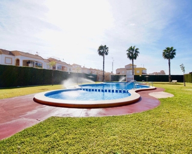 Bungalow en venta en El Chaparral - La Siesta - La Torreta, Torrevieja, Alicante