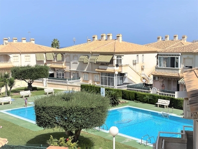 Bungalow en venta en Los Europeos, Torrevieja, Alicante